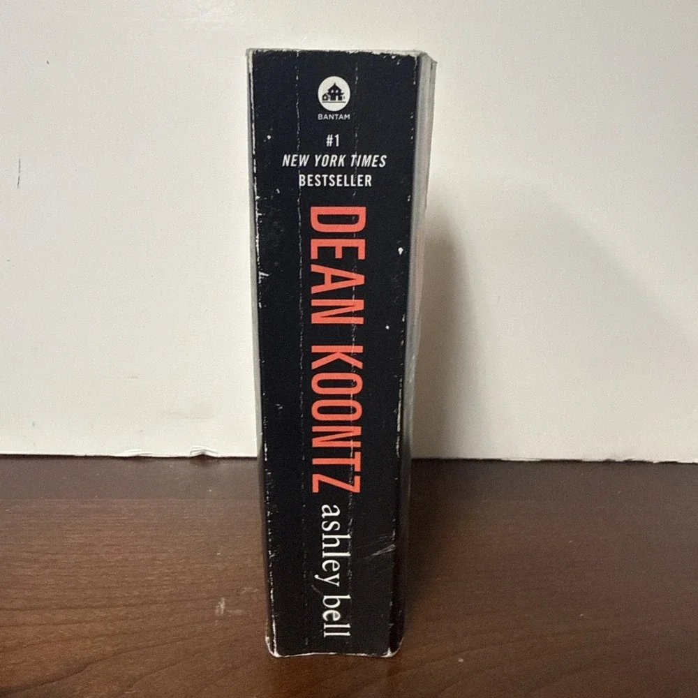 Ashley‎ Bell by Koontz, Dean R.